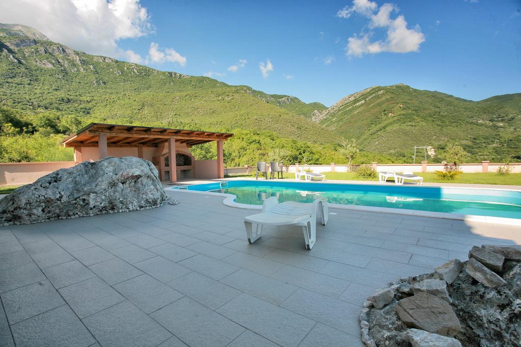 Villa Milena 헤르섹 외부 사진